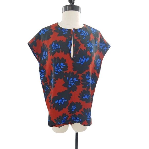 J. Crew sleeveless keyhole dramatic floral top in deep red, blue, black size 4 - Picture 3 of 10